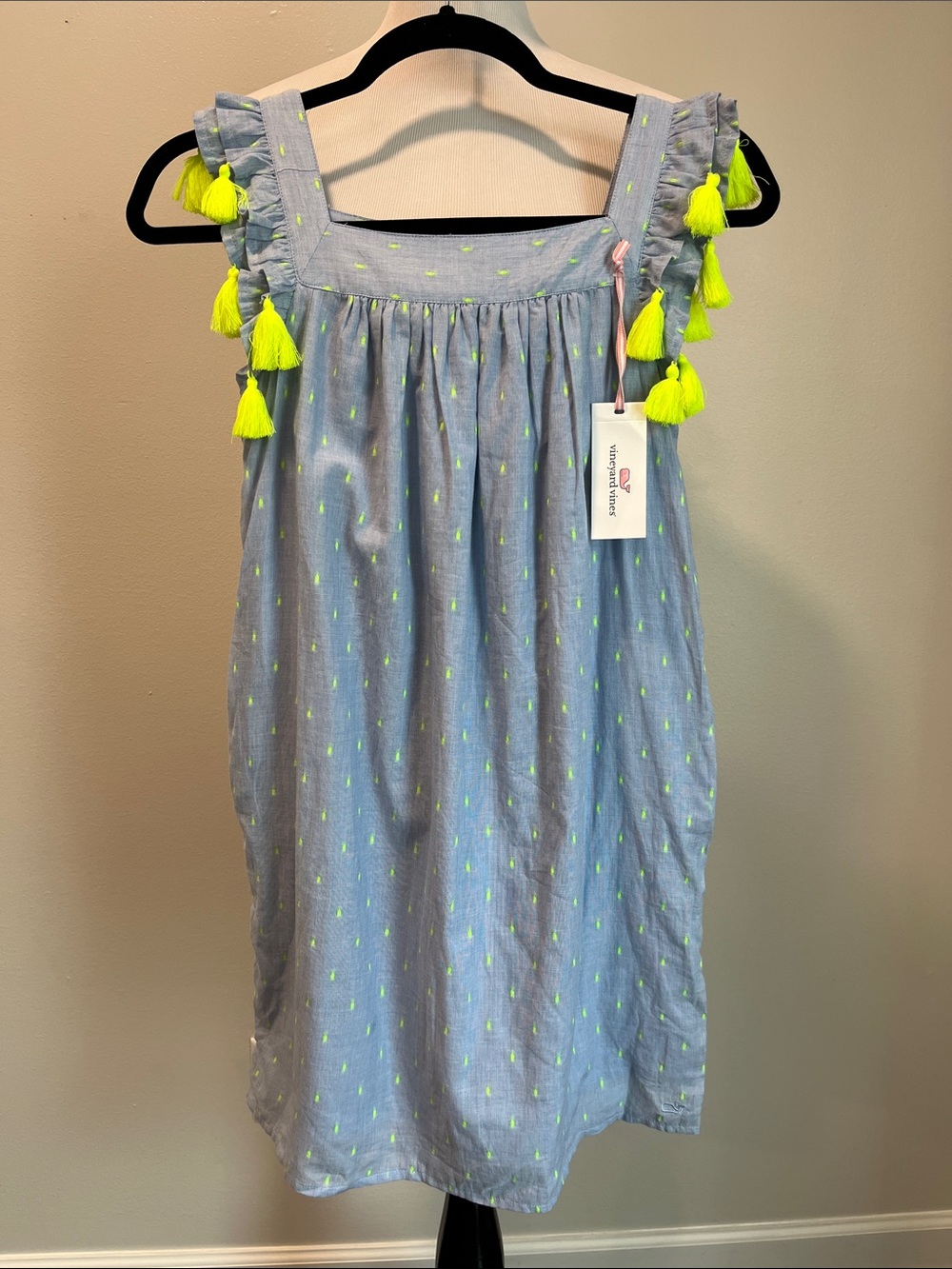 Vineyard Vines Girls’ Blue Chambray Dress with Neon Tassels Retail $69.50
